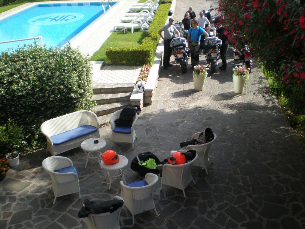 Bike & Wind Hotel Villa Maria 토르볼레 외부 사진