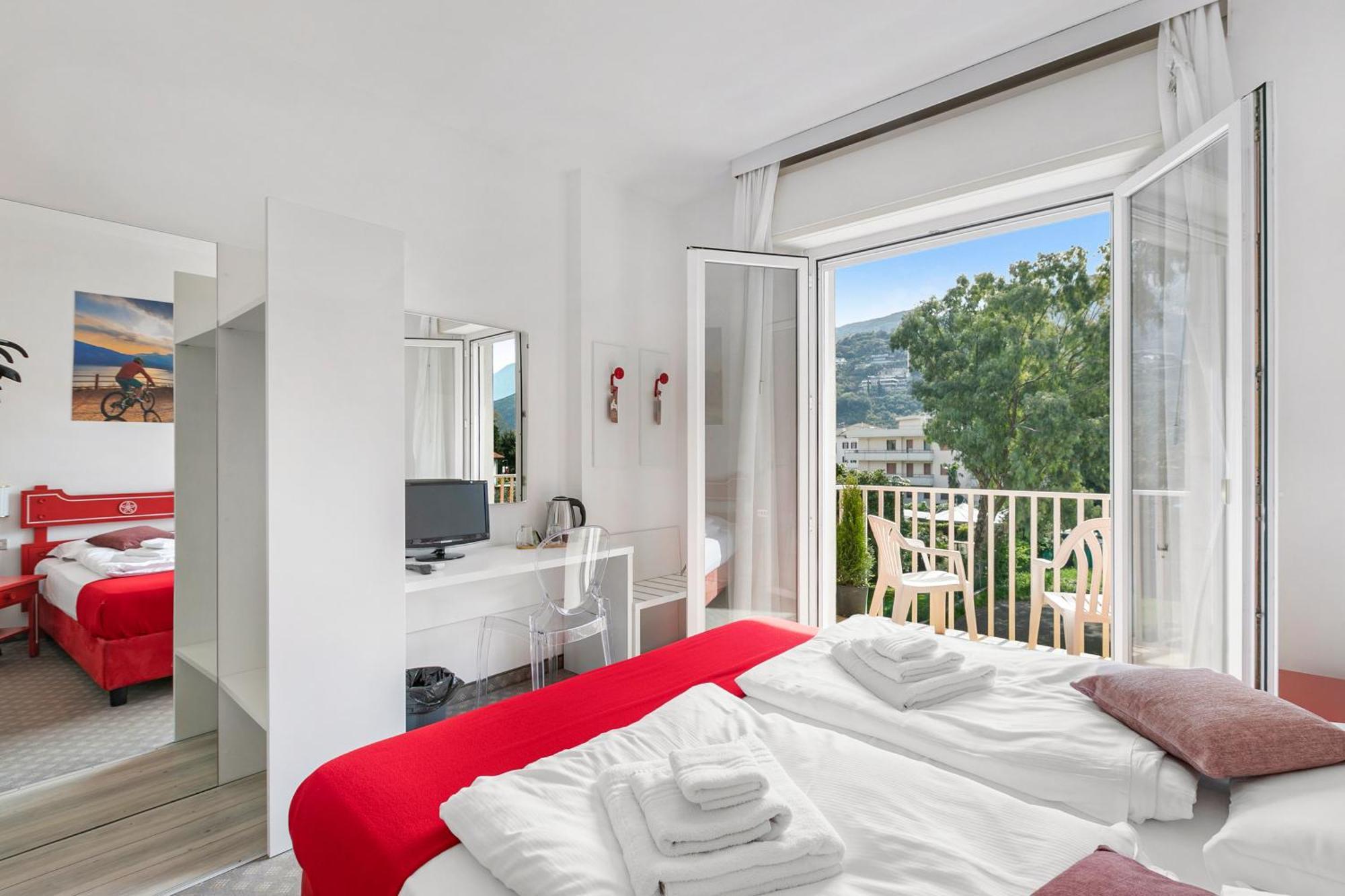 Bike & Wind Hotel Villa Maria 토르볼레 외부 사진