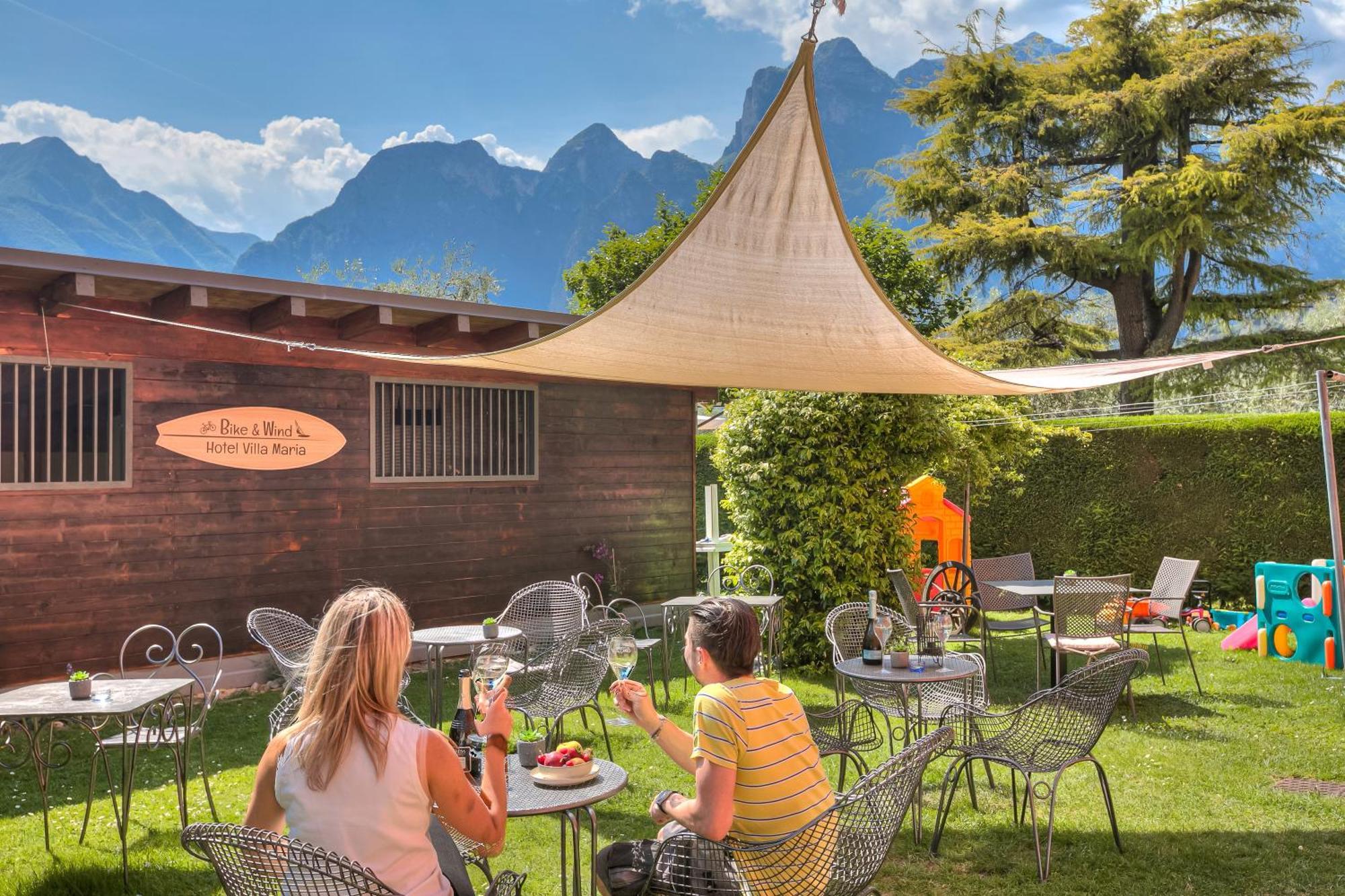 Bike & Wind Hotel Villa Maria 토르볼레 외부 사진