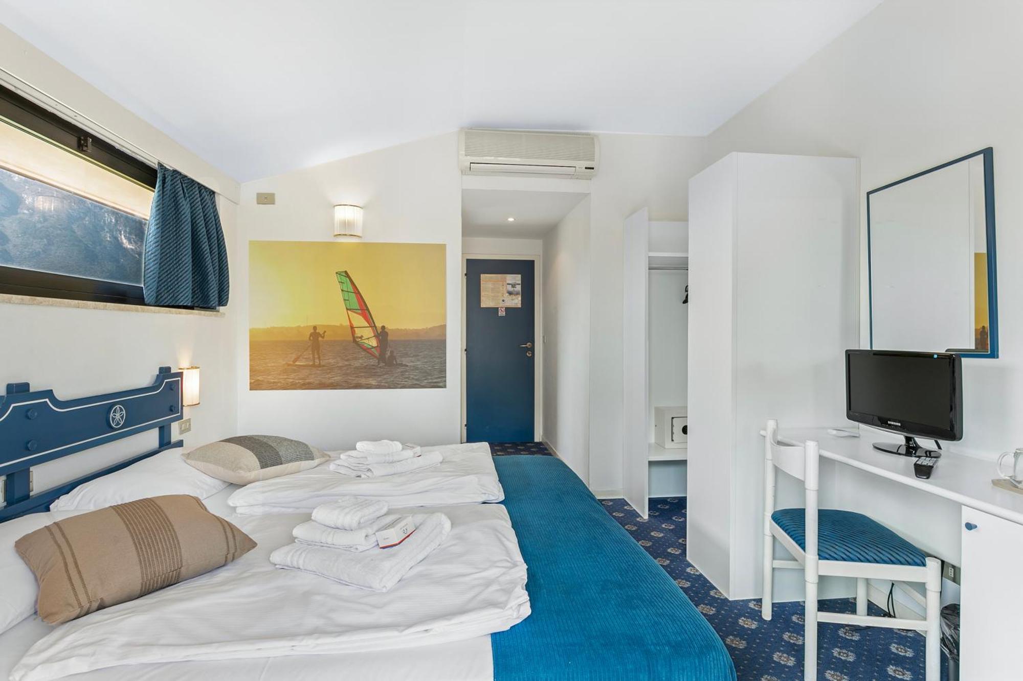 Bike & Wind Hotel Villa Maria 토르볼레 외부 사진