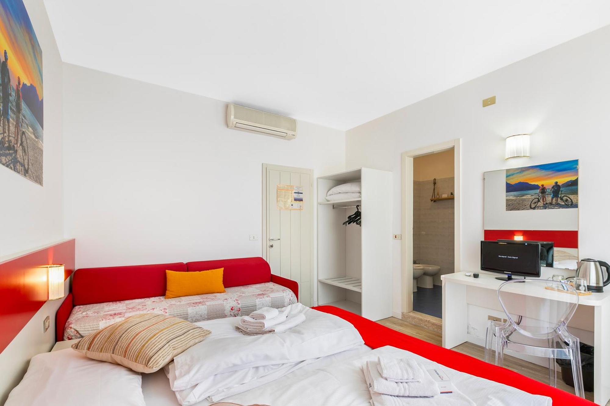 Bike & Wind Hotel Villa Maria 토르볼레 외부 사진