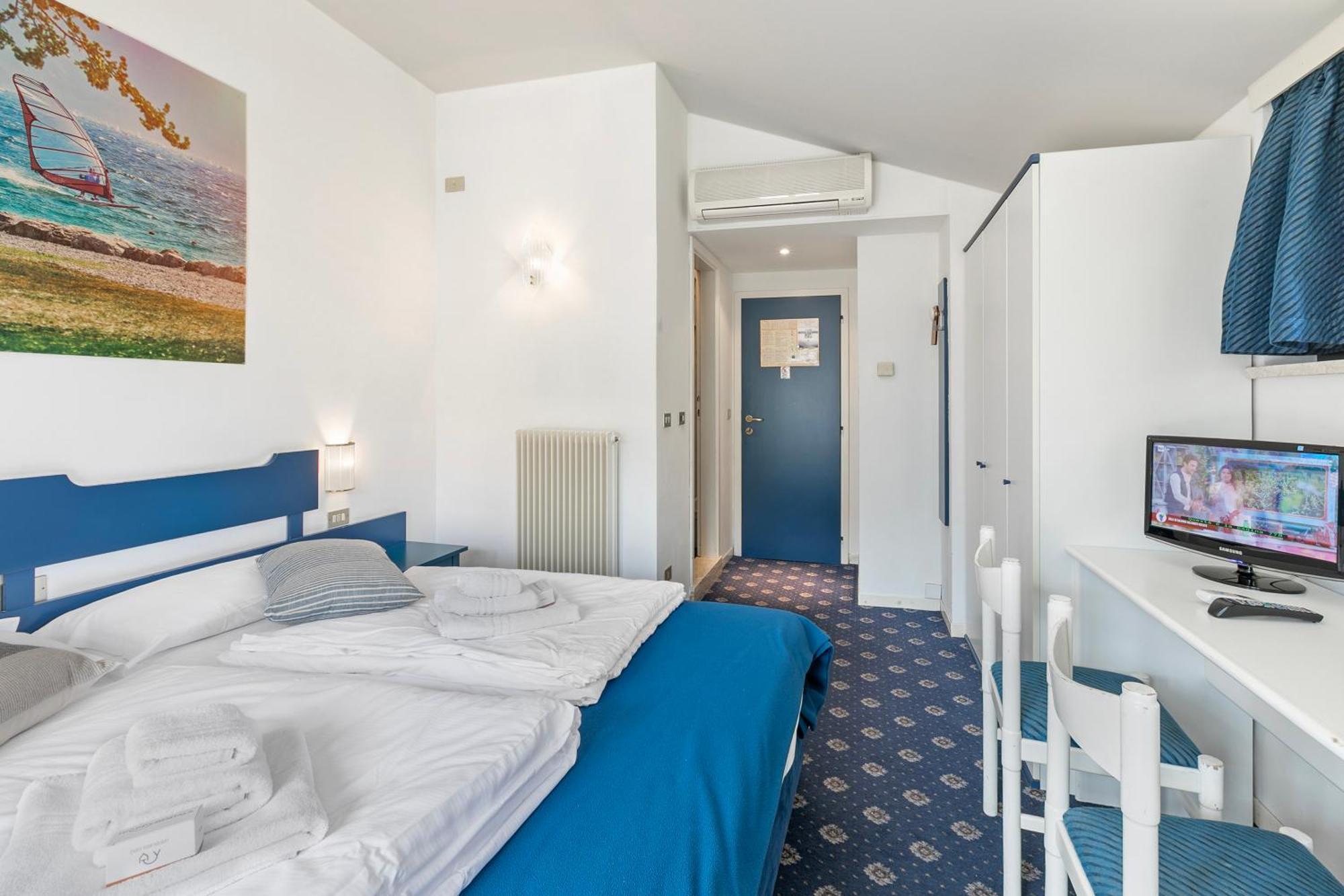 Bike & Wind Hotel Villa Maria 토르볼레 외부 사진