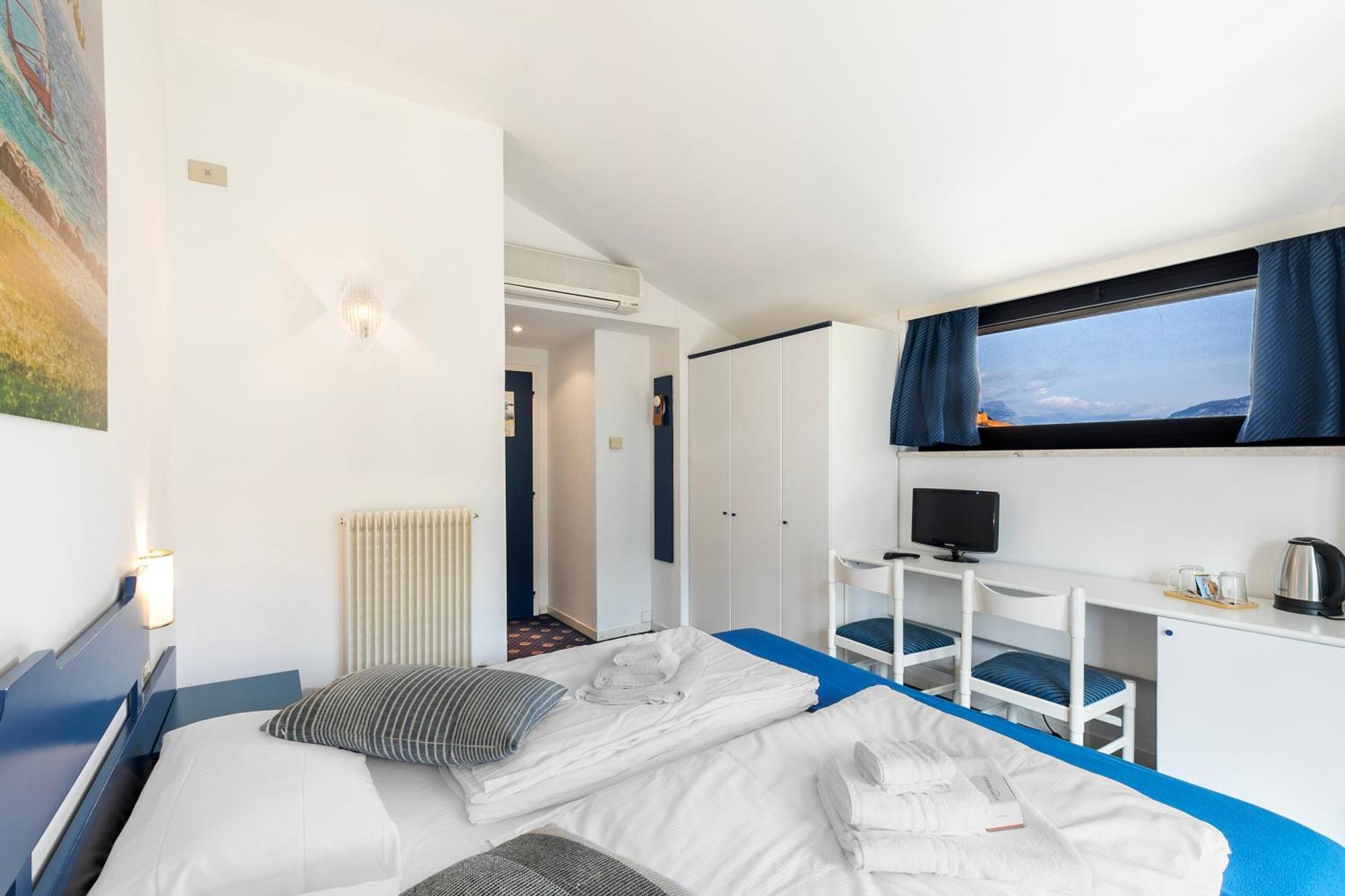 Bike & Wind Hotel Villa Maria 토르볼레 외부 사진