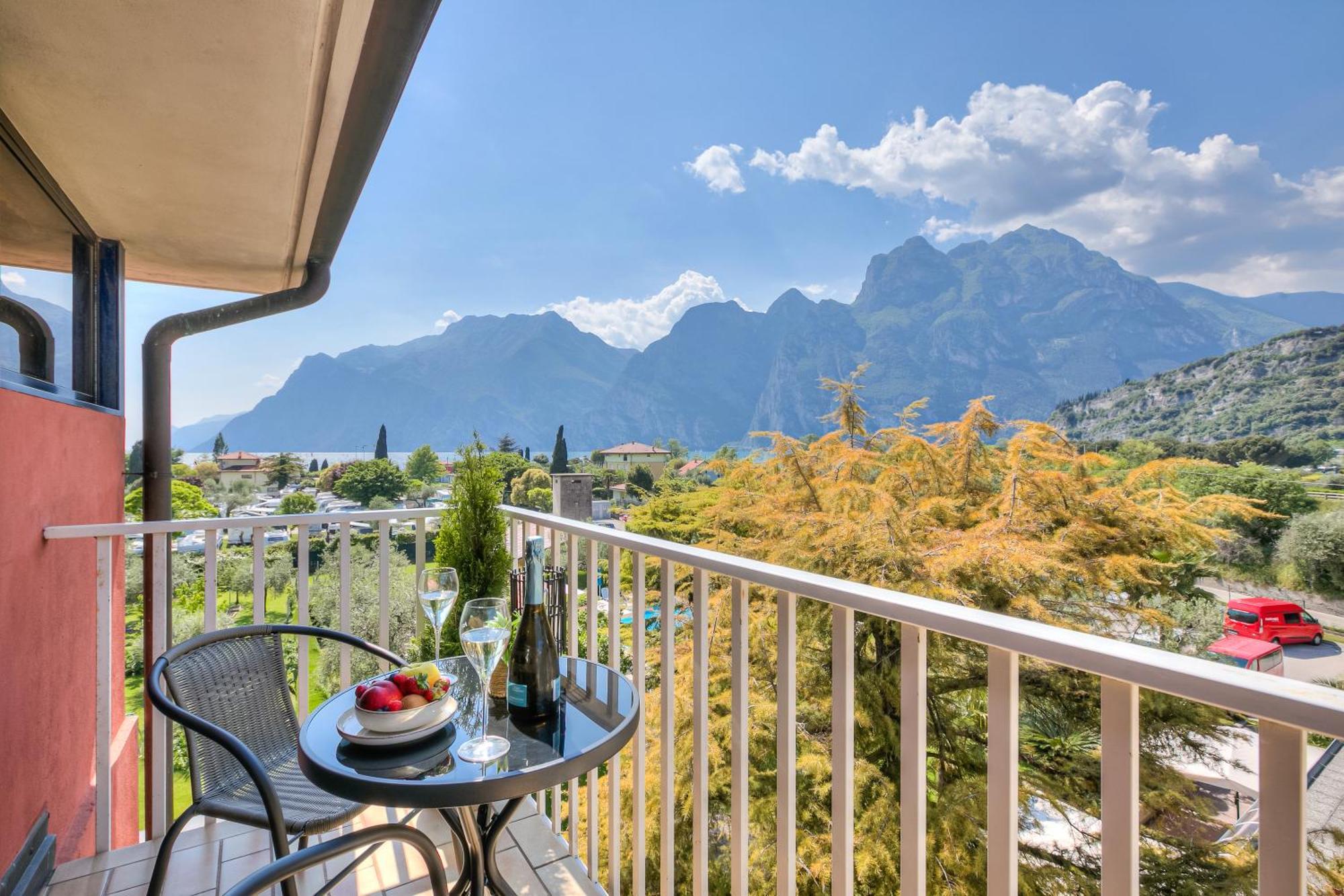 Bike & Wind Hotel Villa Maria 토르볼레 외부 사진